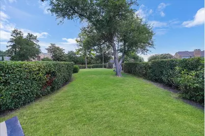 6035 Berry Trail Court, Dallas, TX 75248 - Photo 39