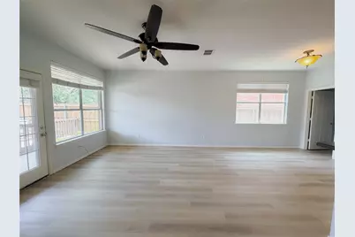 3909 Plymouth Drive, McKinney, TX 75070 - Photo 7