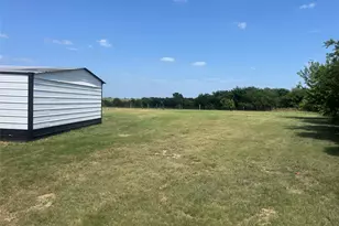 9204 Oklahoma St, Joshua, TX 76058 - Photo 5