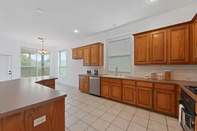 2308 Laura Elizabeth Trail, Mansfield, TX 76063 - Photo 13