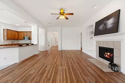 2308 Laura Elizabeth Trail, Mansfield, TX 76063 - Photo 9
