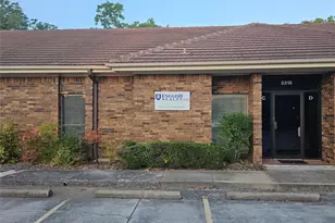 2315 Roosevelt Dr, Dalworthington Gardens, TX 76016 - Photo 1