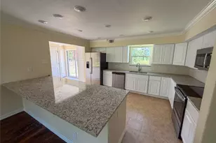 3704 W Houston St, Sherman, TX 75092 - Photo 9