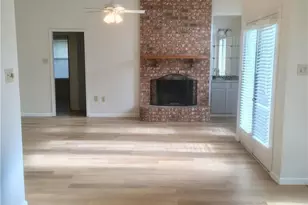 1406 Briarcrest Dr, Grapevine, TX 76051 - Photo 5