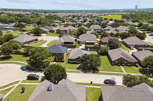 205 Rosewood Ct, Red Oak, TX 75154 - Photo 33