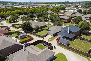 205 Rosewood Ct, Red Oak, TX 75154 - Photo 35