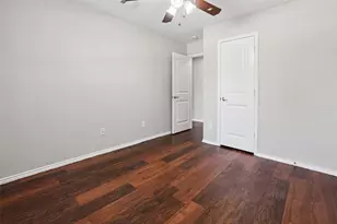 205 Rosewood Ct, Red Oak, TX 75154 - Photo 11