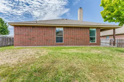 417 Brookhollow Lane, Saginaw, TX 76131 - Photo 25