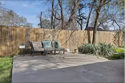 928 S Windomere Avenue #B, Dallas, TX 75208 - Photo 17