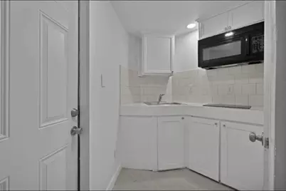 928 S Windomere Avenue #B, Dallas, TX 75208 - Photo 11