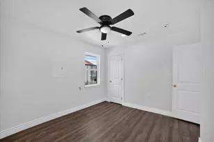 5137 E Berry St, Fort Worth, TX 76119 - Photo 11