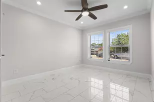 2441 Miller St, Grand Prairie, TX 75051 - Photo 9