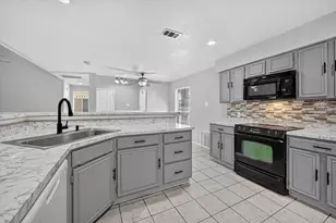 7405 Emerywood Ln, Fort Worth, TX 76137 - Photo 3