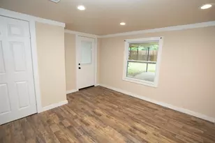 310 Colorado Ave, Graham, TX 76450 - Photo 9