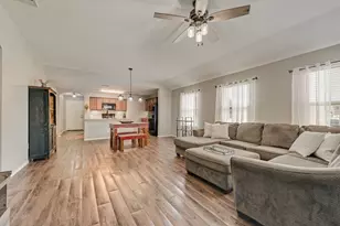 1204 Savannah Ridge Dr, Princeton, TX 75407 - Photo 7