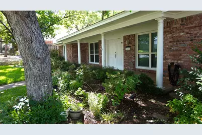 5013 Marble Falls Road, Fort Worth, TX 76103 - Photo 3