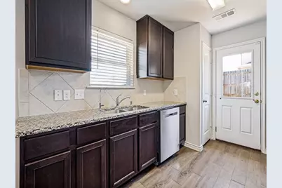 1603 Blue Jay Drive, Ennis, TX 75119 - Photo 11