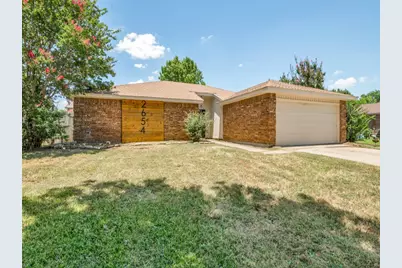 2654 Carrington Lane, Grand Prairie, TX 75052 - Photo 3