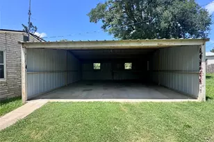 4860 Heritage Pkwy, Leroy, TX 76624 - Photo 5