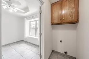 1633 Saxon Dr, Bedford, TX 76021 - Photo 31