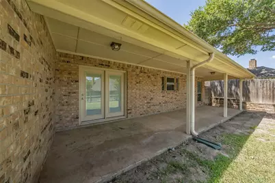 1633 Saxon Drive, Bedford, TX 76021 - Photo 33