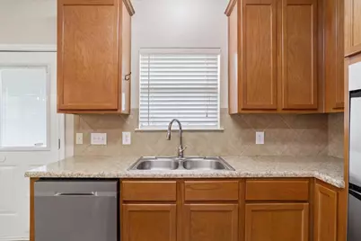 6537 Mundo Drive, Waco, TX 76712 - Photo 15