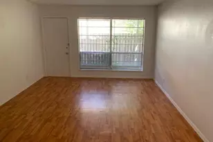 5055 Ridglea Ln, Fort Worth, TX 76116 - Photo 5