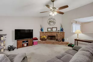 4309 Sweetgum Way, Fort Worth, TX 76133 - Photo 7