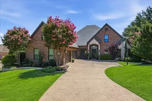 3200 Village Crest Ct, Flower Mound, TX 75022 - Photo 1