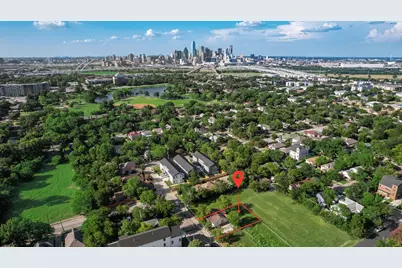 410 N Patton Avenue, Dallas, TX 75203 - Photo 1