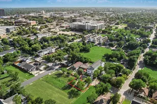 410 N Patton Ave, Dallas, TX 75203 - Photo 3