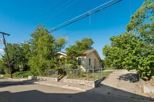 410 N Patton Ave, Dallas, TX 75203 - Photo 11