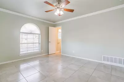 1812 Winchester Way, Bedford, TX 76022 - Photo 11
