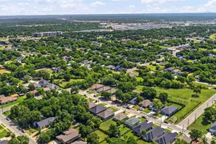 2128 R. W. Bivens Ln, Fort Worth, TX 76105 - Photo 17