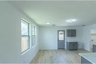 2621 Shorecrest Drive, Little Elm, TX 75068 - Photo 5