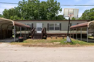 202 N 3rd Street E, Dawson, TX 76639 - Photo 21