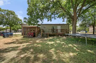 202 N 3rd Street E, Dawson, TX 76639 - Photo 21