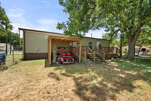 202 N 3rd Street E, Dawson, TX 76639 - Photo 1