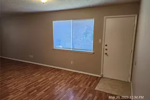 429 SW Thomas St, Burleson, TX 76028 - Photo 15