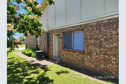 429 SW Thomas Street #A, Burleson, TX 76028 - Photo 3