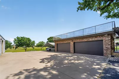 12070 Lake Trail Drive, Copper Canyon, TX 76226 - Photo 15