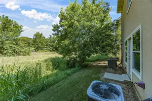 1526 Aldra Dr, Fort Worth, TX 76120 - Photo 33