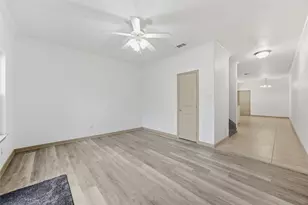 1526 Aldra Dr, Fort Worth, TX 76120 - Photo 7