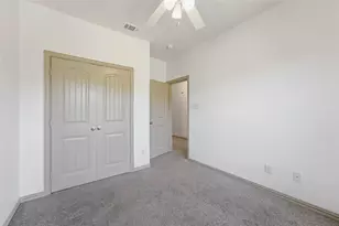 1526 Aldra Dr, Fort Worth, TX 76120 - Photo 19