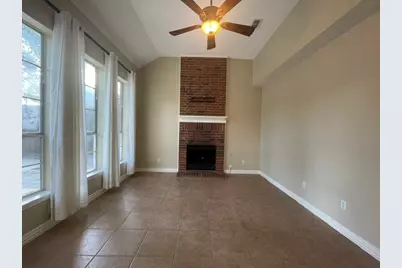 3222 Mapleridge Drive, Grapevine, TX 76051 - Photo 15