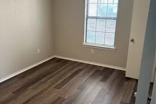 1733 Crest Grove Dr, Arlington, TX 76012 - Photo 5