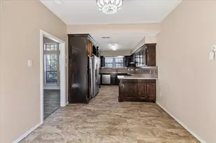 3917 Flintridge Dr, Irving, TX 75038 - Photo 7