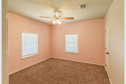 101 N Hubbard Street, Alvord, TX 76225 - Photo 13