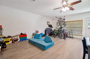 4372 Royal Ridge Dr, Dallas, TX 75229 - Photo 17