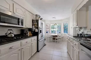 4372 Royal Ridge Dr, Dallas, TX 75229 - Photo 11